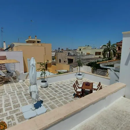 Asciku Con Ampio Terrazzo Guest house